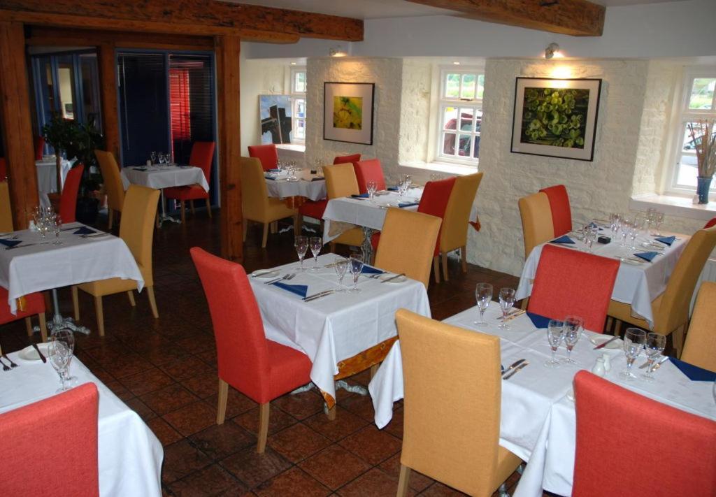 Waterside Guest house *